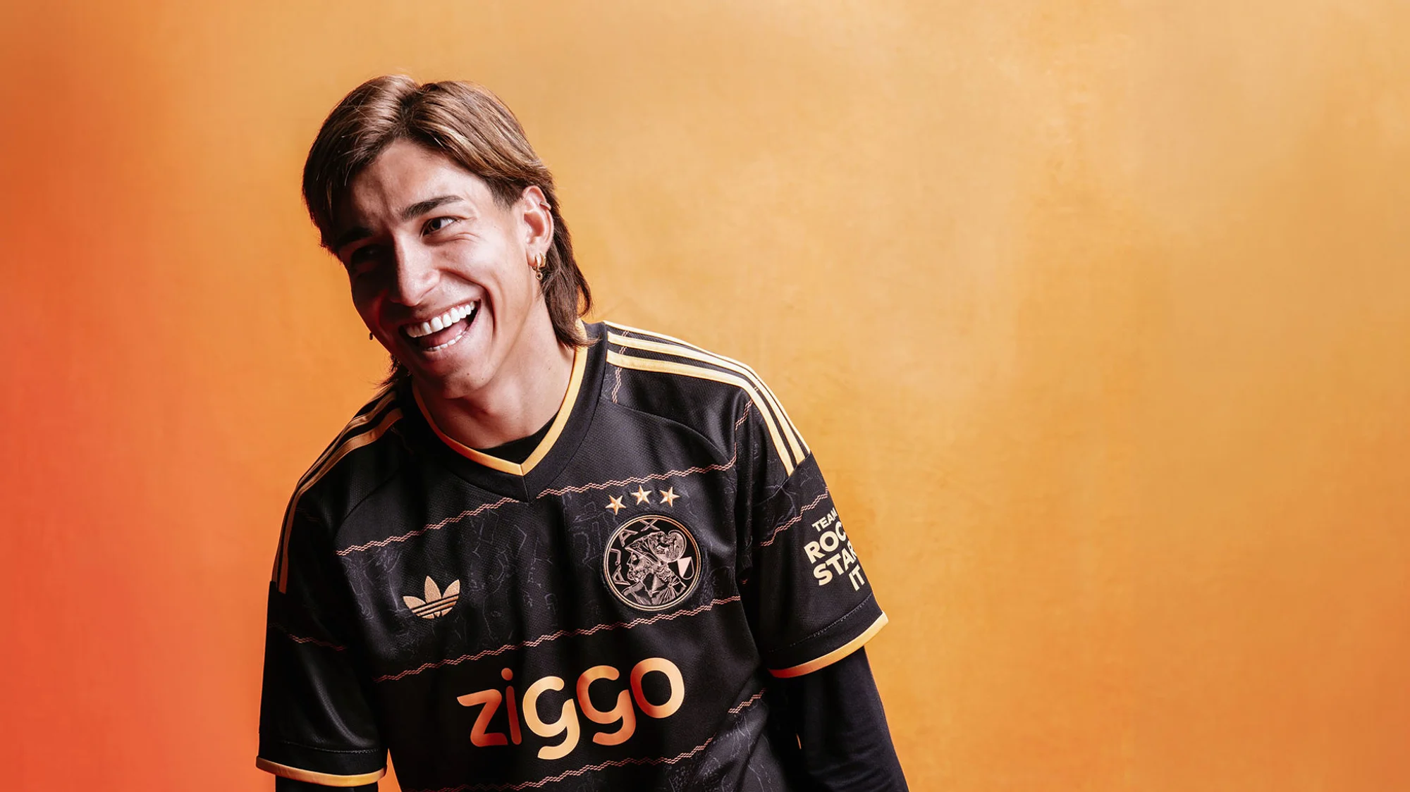 La camiseta visitante del Ajax 2026-2027 rinde homenaje a nueve momentos históricos