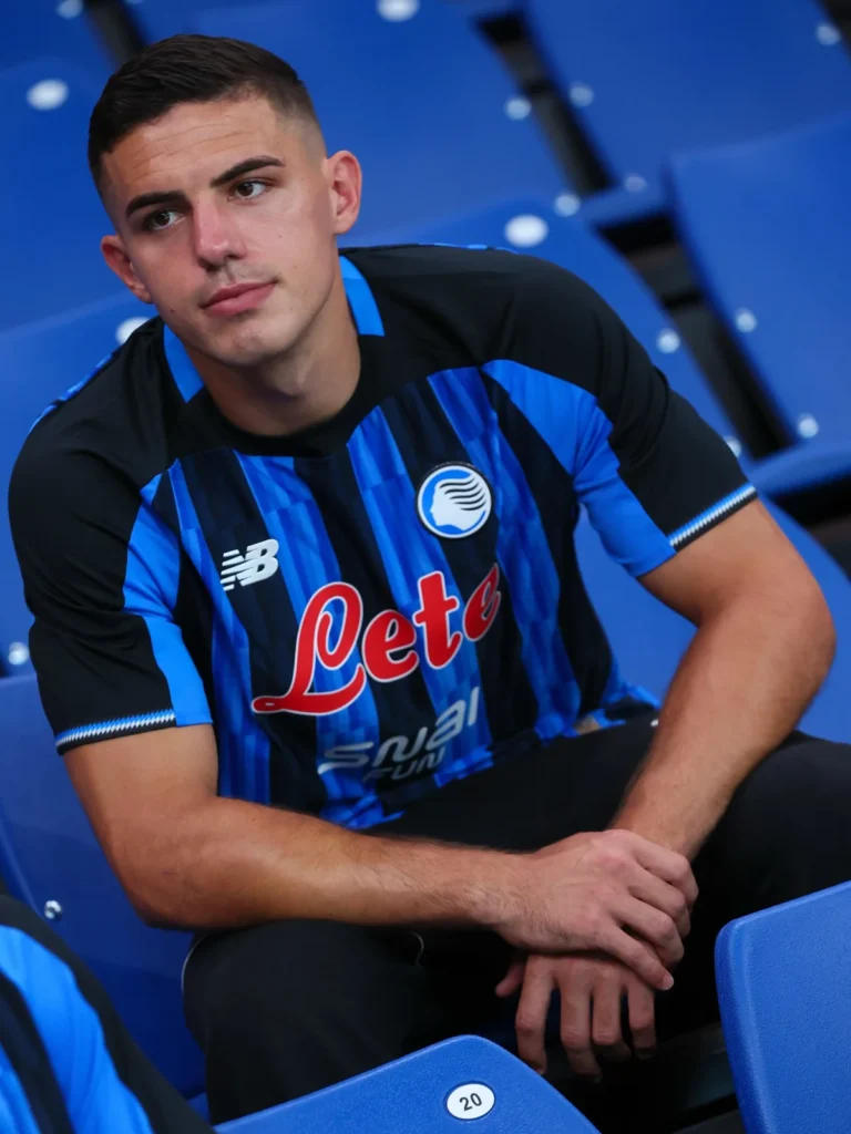 La nueva camiseta local del Atalanta 2026-2027 esconde un patrón inspirado en su estadio
