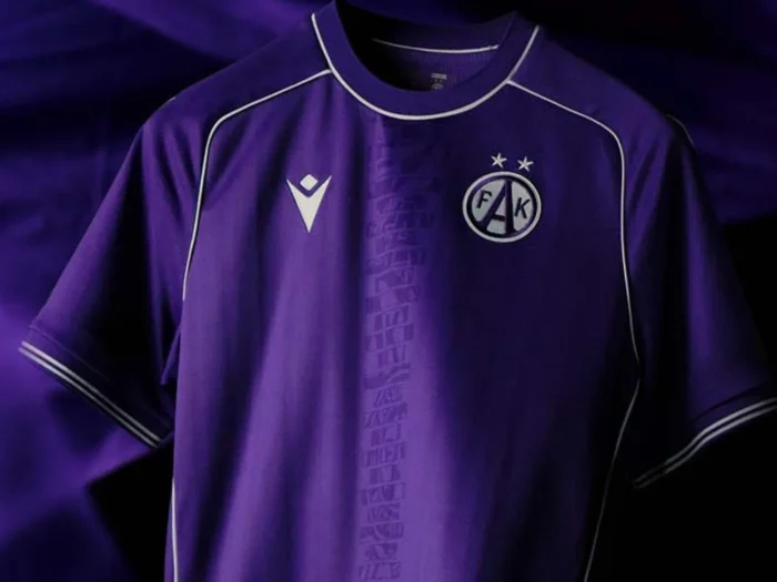 El Austria de Viena rinde homenaje a sus escudos históricos en sus camisetas 2026-2027