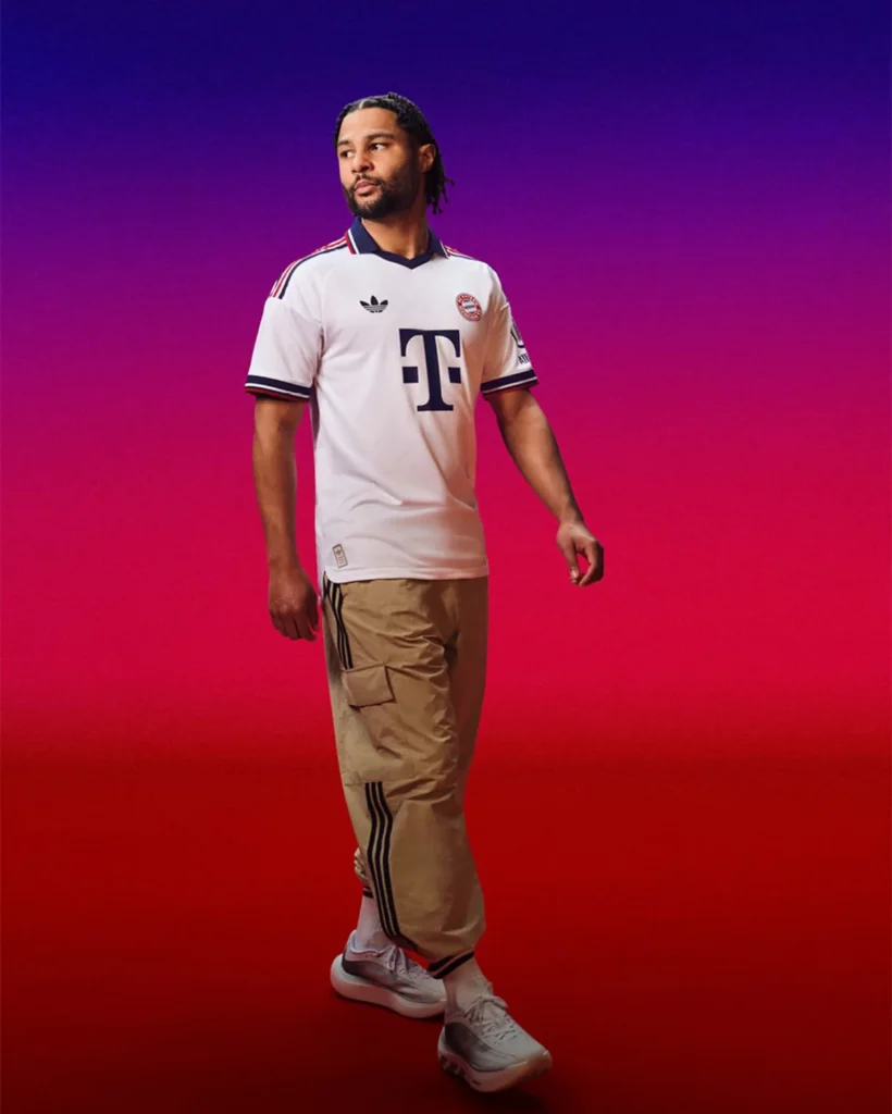 El Bayern de Múnich apuesta por un look retro en su camiseta visitante 2026-2027