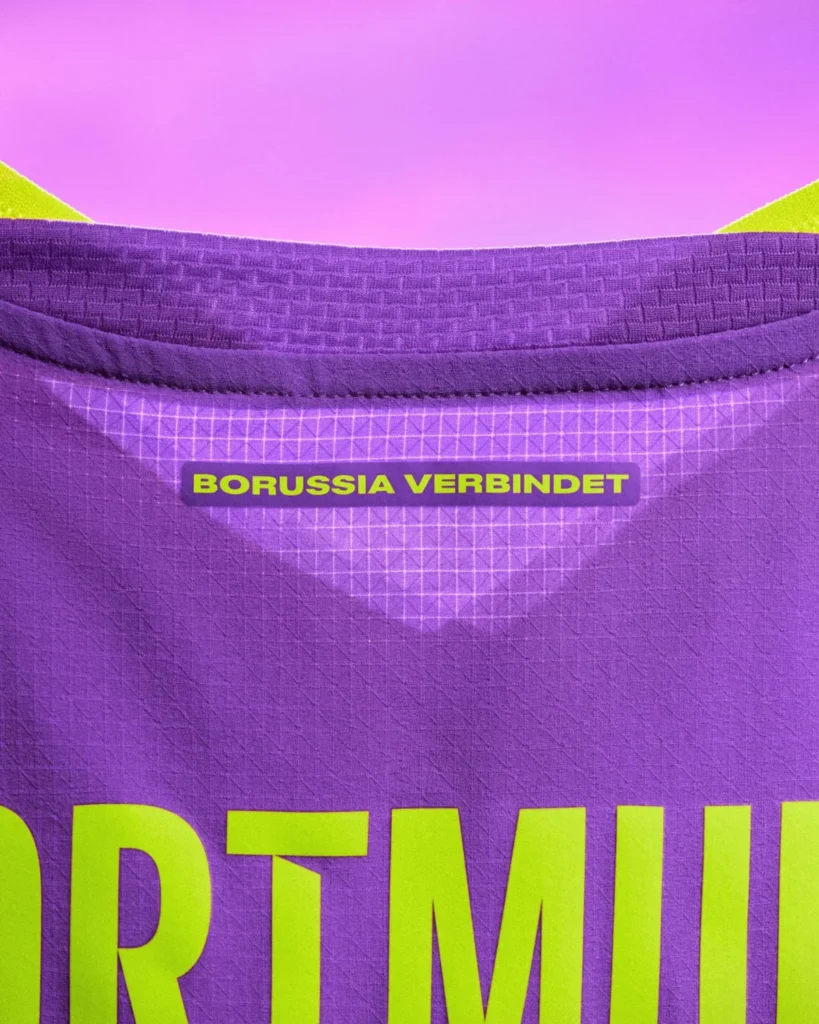 El Borussia Dortmund se viste de morado con su tercera camiseta 2026-2027