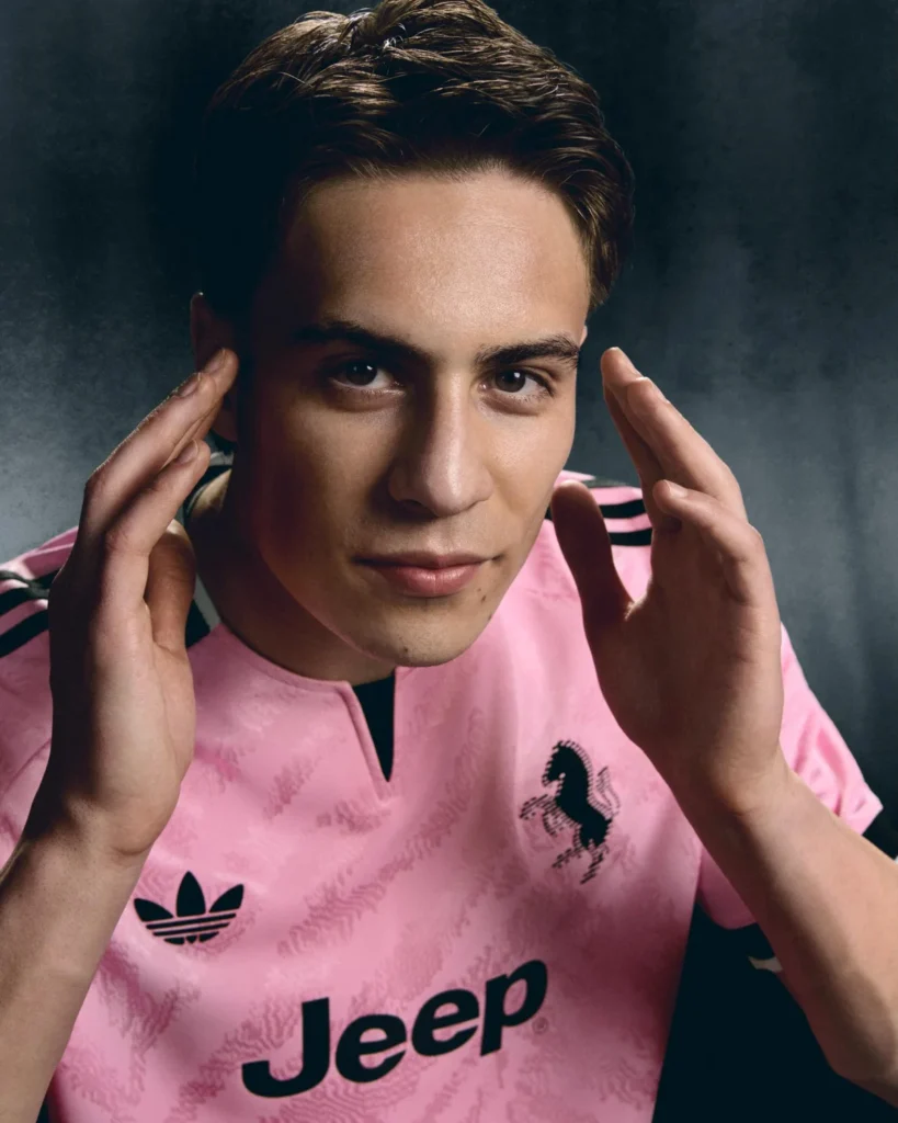 La Juventus vuelve al rosa: la camiseta visitante 2026-2027 homenajea su primera equipación