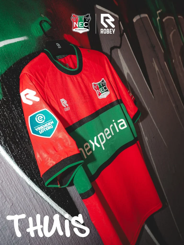 Grafitis, heráldica y un laberinto: el N.E.C. Nijmegen convierte sus camisetas 2026-2027 en arte