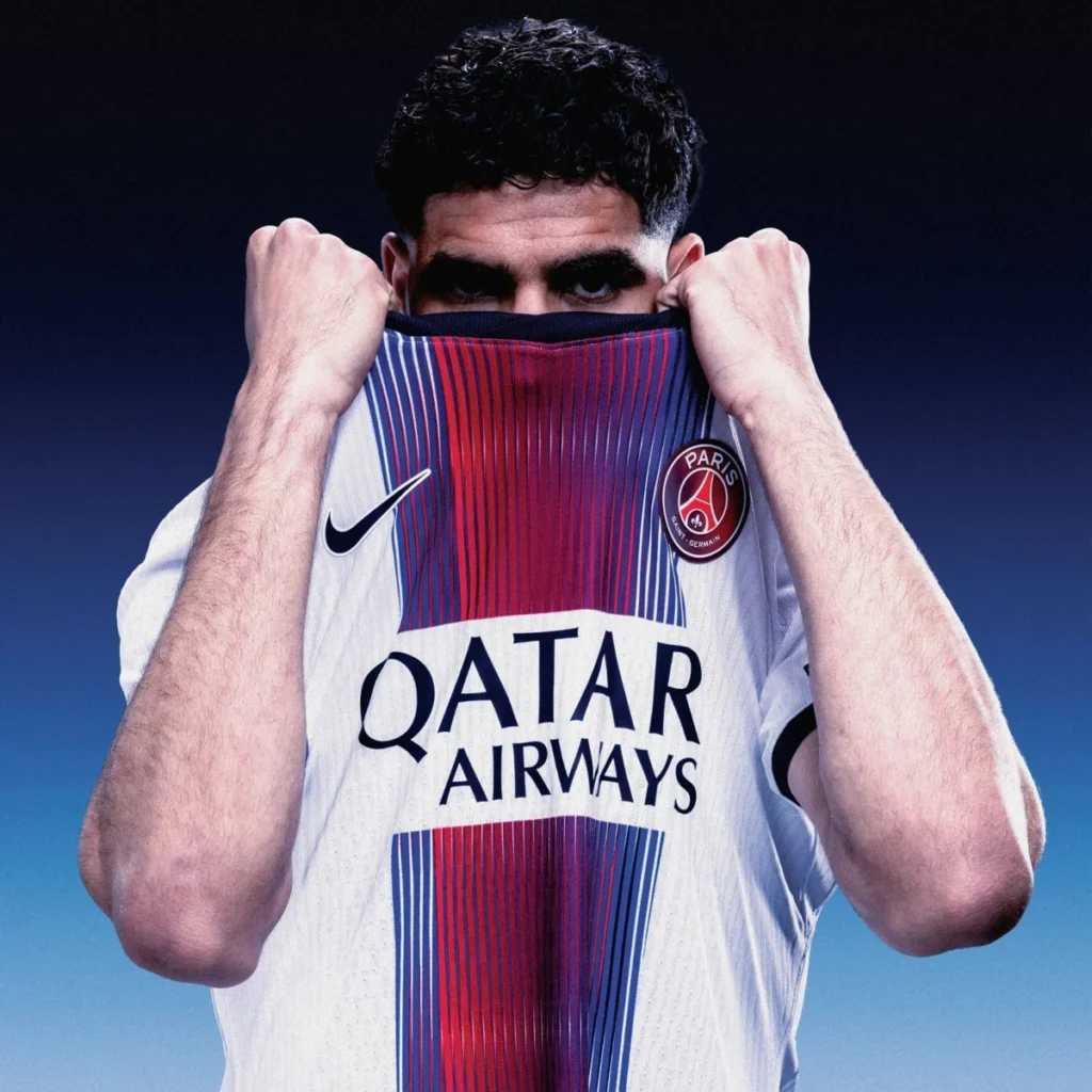 El PSG reinventa la franja Hechter en su camiseta visitante 2026-2027