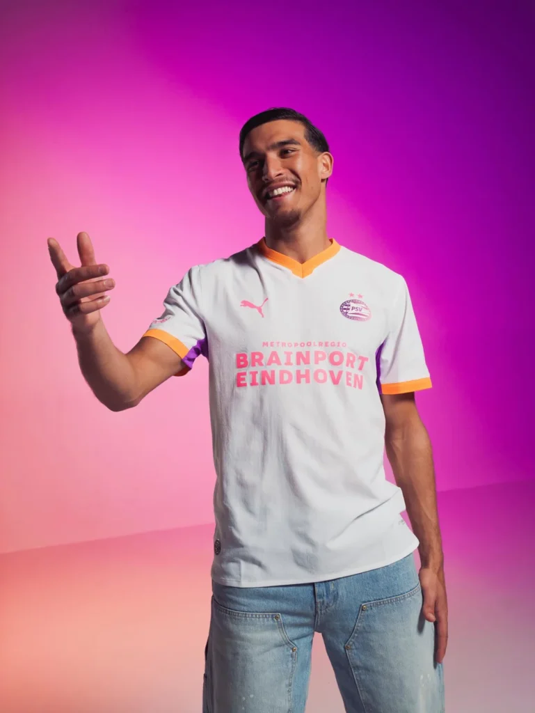El amanecer de Eindhoven inspira la camiseta visitante del PSV 2026-2027