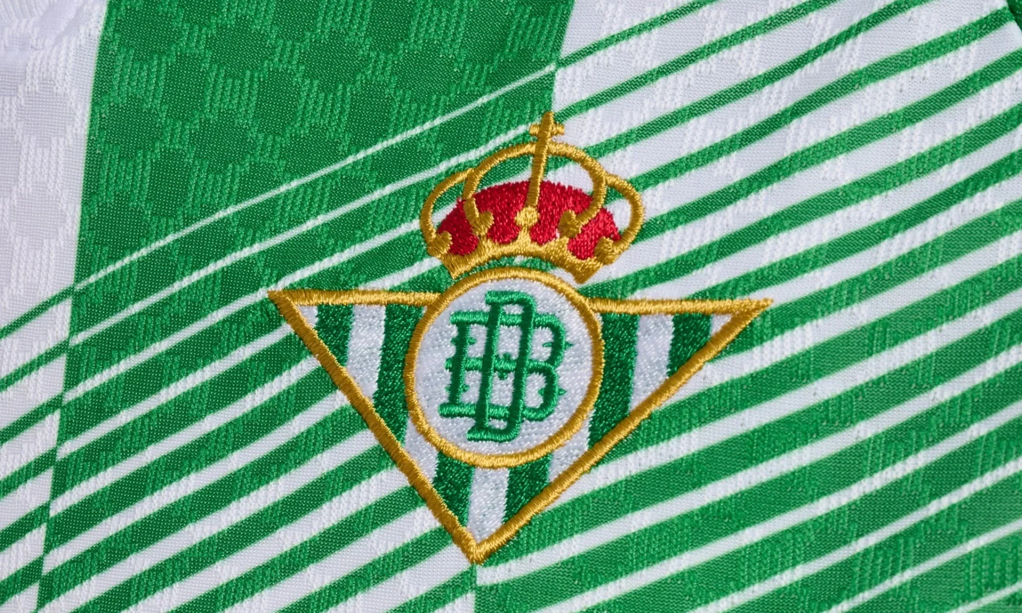 Las camisetas del Real Betis 2026-2027 rinden homenaje a la artesanía sevillana