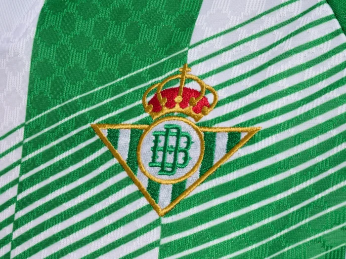 Las camisetas del Real Betis 2026-2027 rinden homenaje a la artesanía sevillana