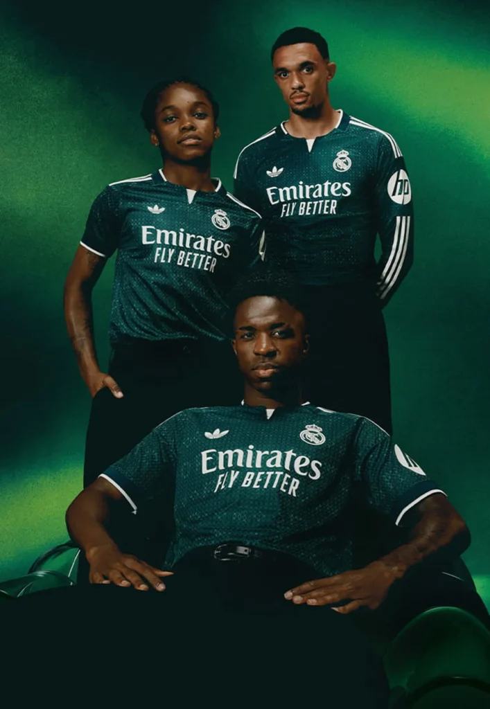 La camiseta suplente del Real Madrid 2026-2027 recupera el verde oscuro con un patrón muy especial