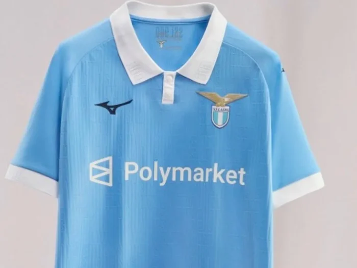 La Lazio presenta sus camisetas 2026-2027, un tributo a Roma y a sus clásicos retro