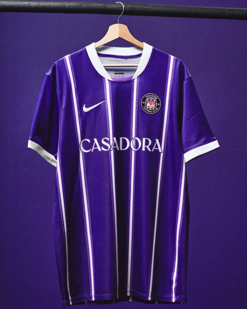Vuelven las rayas: el Toulouse FC mira a 1982-1983 en su camiseta 2026-2027