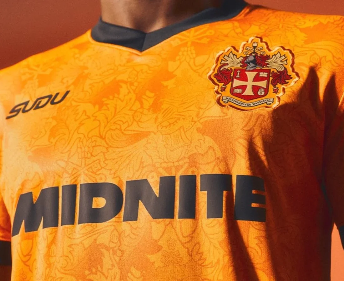 El Wolverhampton celebra 150 años con sus camisetas 2026-2027