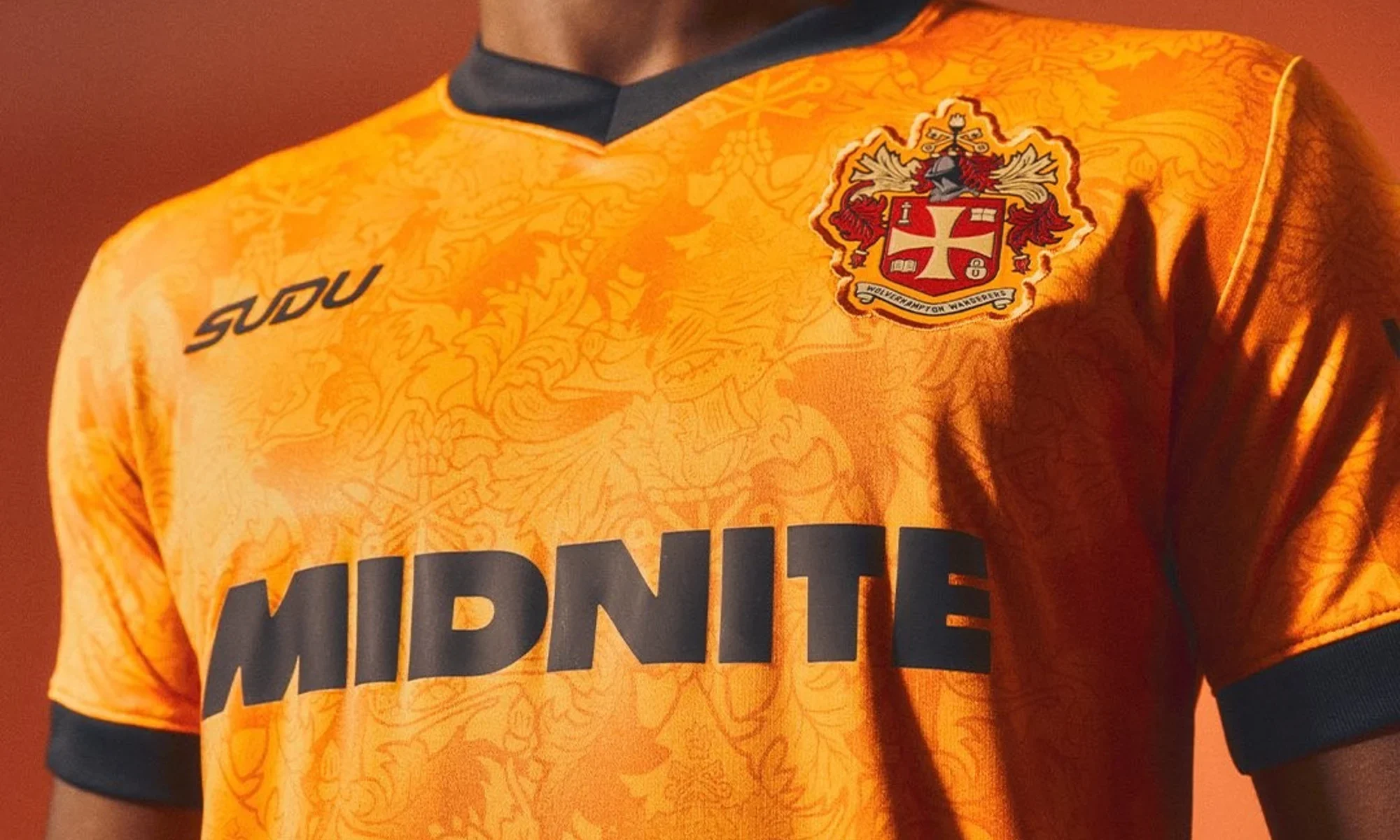El Wolverhampton celebra 150 años con sus camisetas 2026-2027