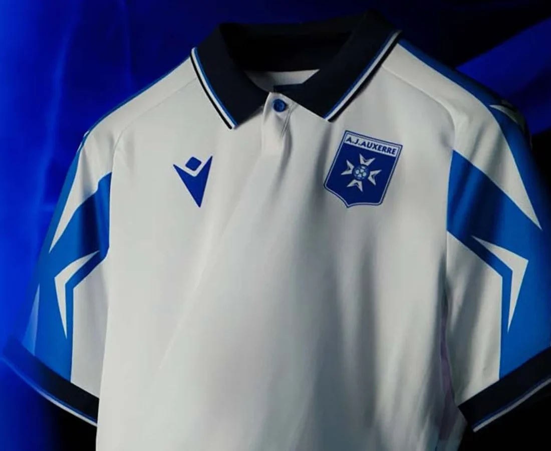 AJ Auxerre recupera el espíritu del doblete de 1995-1996 en sus camisetas 2026-2027