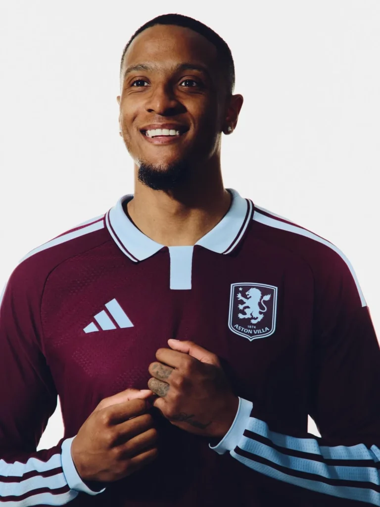 Aston Villa rinde tributo a Villa Park y a los años sesenta con sus camisetas 2026-2027
