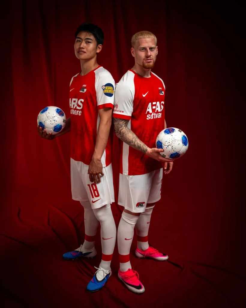 El AZ Alkmaar celebra el AFAS Stadion y el mítico curso 1980-81 en sus nuevas camisetas 2026-2027