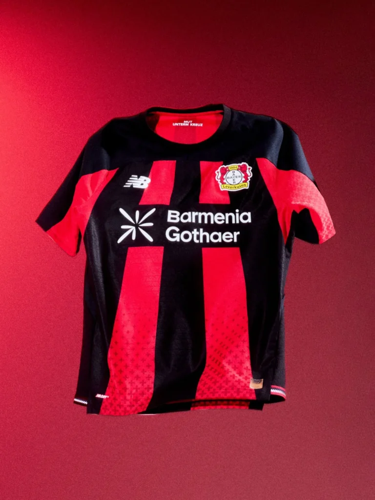 Bayer Leverkusen presenta sus camisetas 2026-2027, inspiradas en el BayArena y en la "City of Colours"