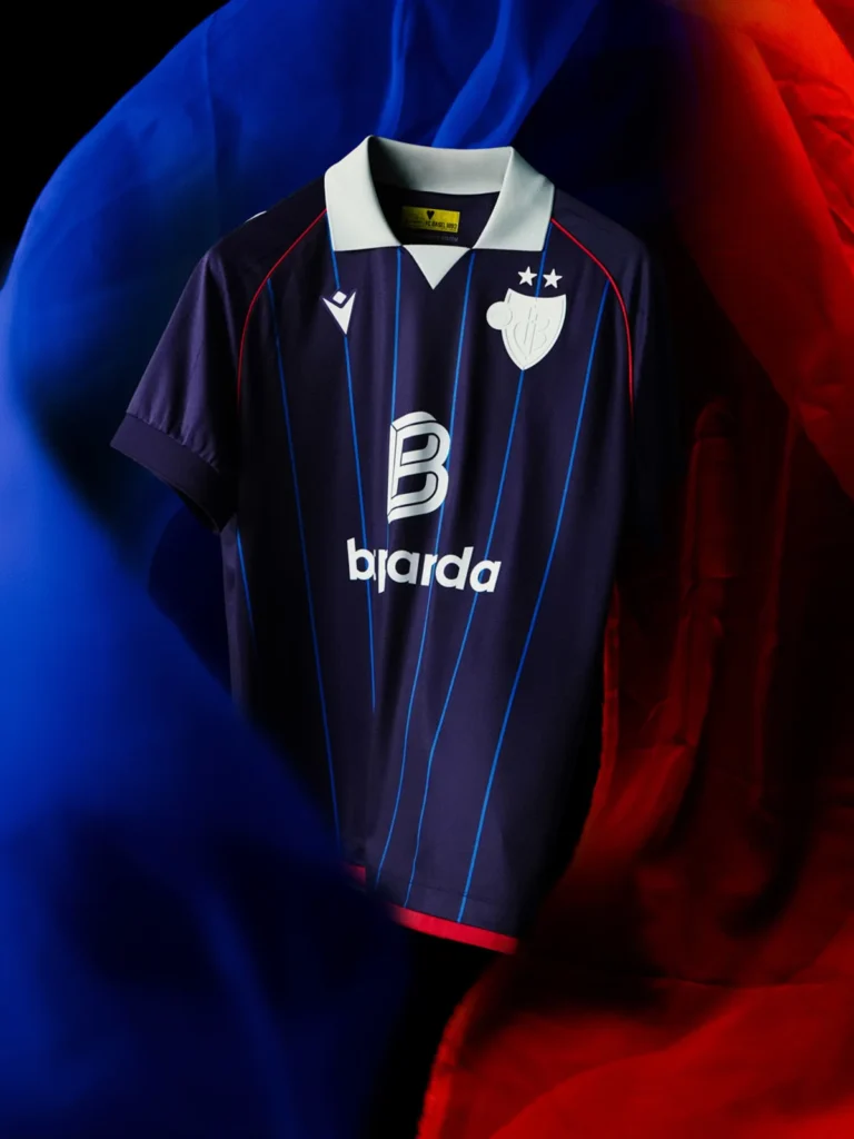 El FC Basel rinde tributo a su Rotblau con las camisetas 2026-2027