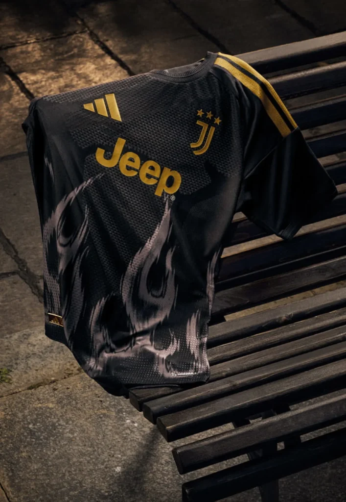 La Juventus rinde homenaje a la juventud con su tercera camiseta 2026-2027