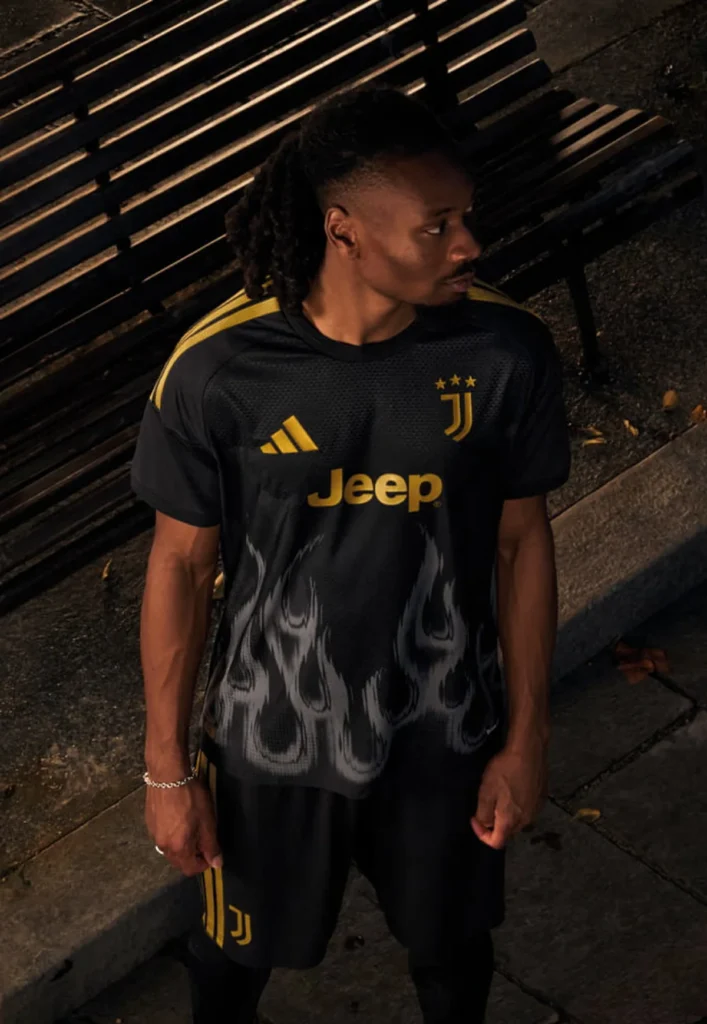 La Juventus rinde homenaje a la juventud con su tercera camiseta 2026-2027