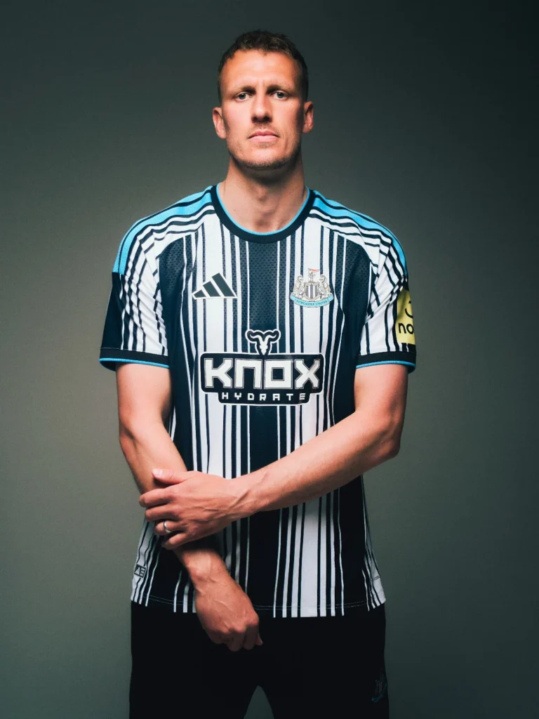 El Newcastle United combina tradición e innovación en sus camisetas 2026-2027