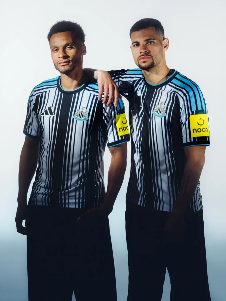 El Newcastle United combina tradición e innovación en sus camisetas 2026-2027