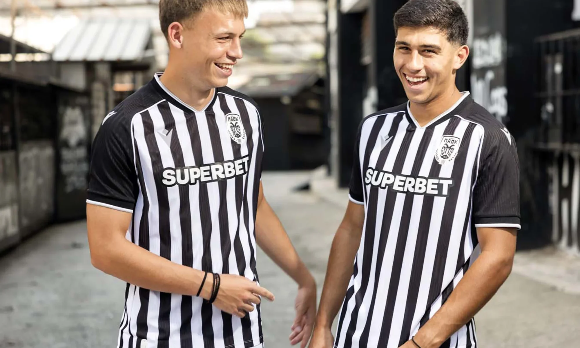 PAOK celebra su centenario con las nuevas camisetas 2026-2027 de Macron