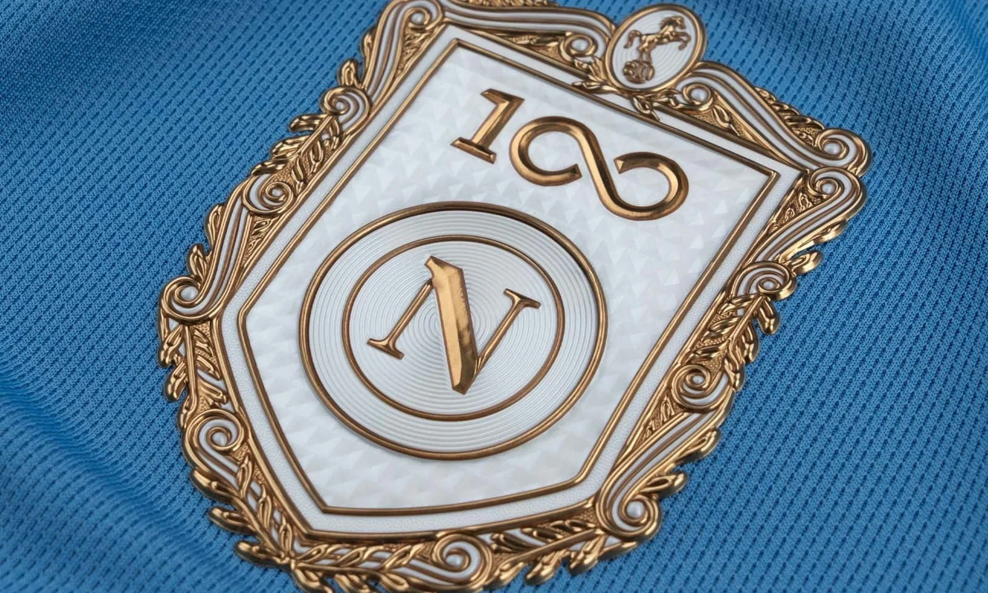 El Napoli celebra su centenario con tres camisetas 2026-2027 de EA7 llenas de historia