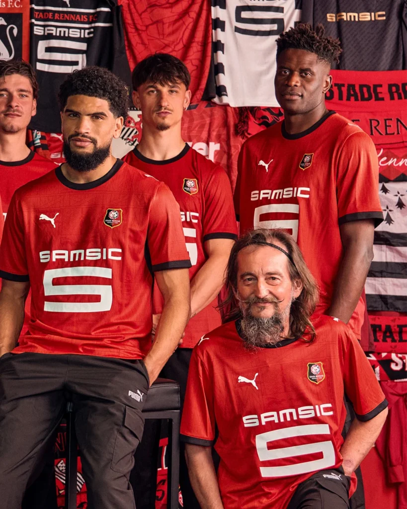 El Stade Rennes rinde homenaje a la ciudad y a Bretaña en sus camisetas 2026-2027