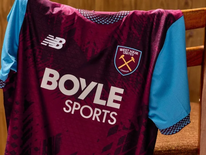 West Ham United abre un nuevo capítulo con New Balance: así son sus camisetas 2026-2027
