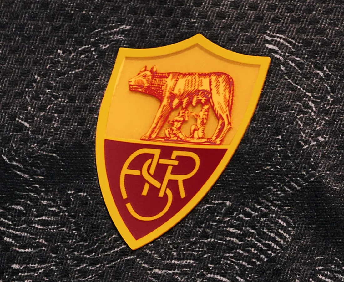La Roma convierte la Fides romana en su tercera camiseta