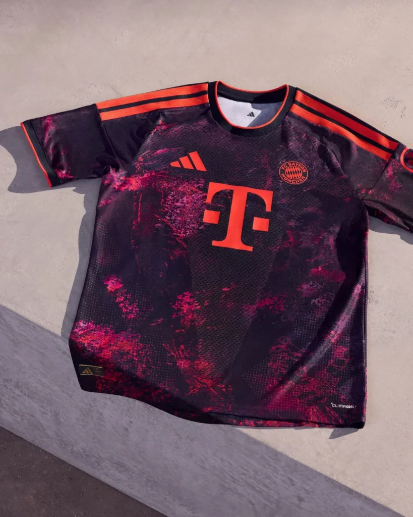 La tercera camiseta del Bayern de Múnich 2026-2027 celebra cuatro momentos históricos