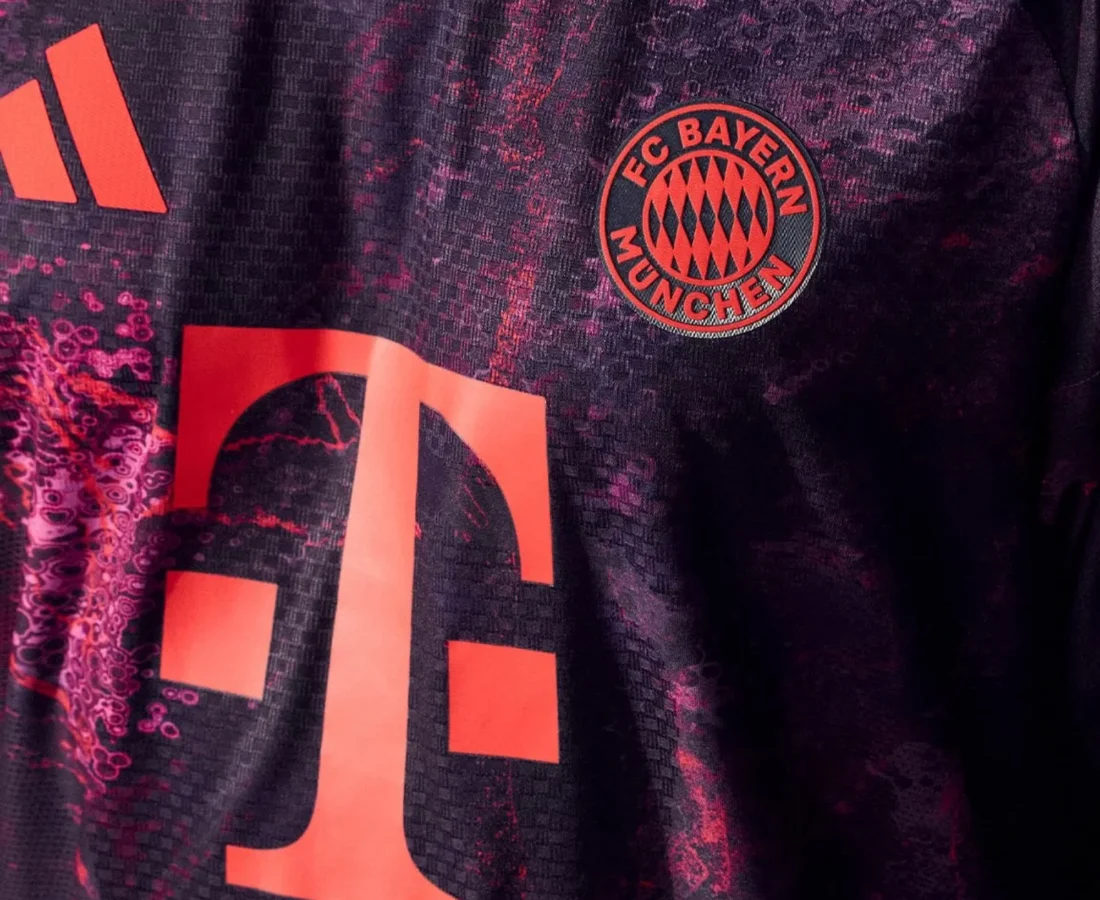 La tercera camiseta del Bayern de Múnich 2026-2027 celebra cuatro momentos históricos