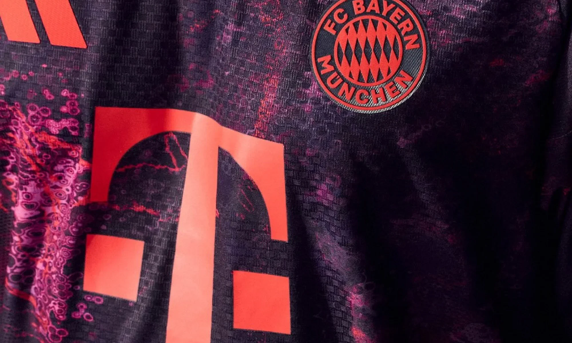 La tercera camiseta del Bayern de Múnich 2026-2027 celebra cuatro momentos históricos