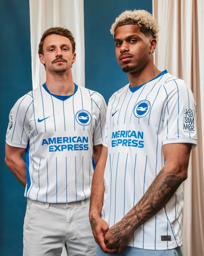 El Brighton mira a la final de 1983 en sus camisetas 2026-2027