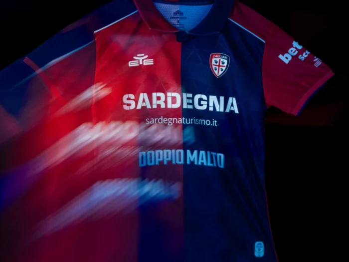 El Cagliari Calcio se reinventa: sus nuevas camisetas 2026-2027