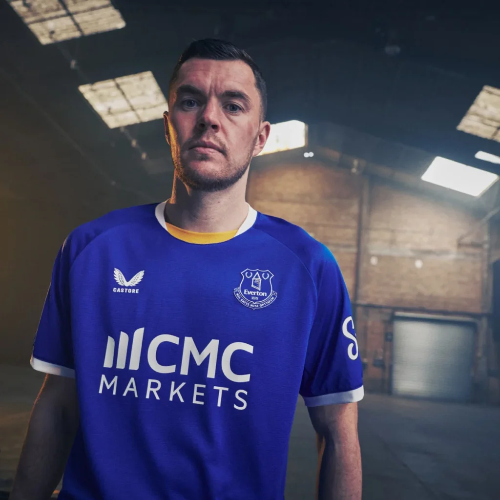 El Everton abre una nueva era con sus camisetas 2026-2027
