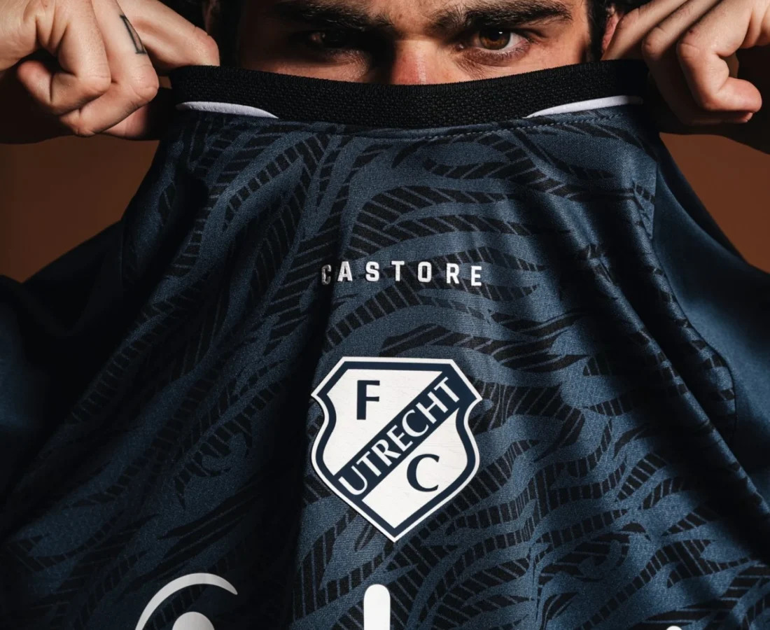 El FC Utrecht viaja a los años 90, al tigre y al grafiti en sus camisetas 2026-2027