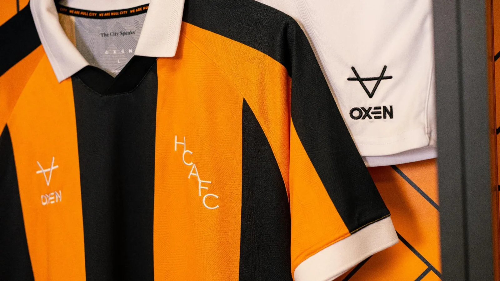 El Hull City recupera sus camisetas históricas en la temporada 2026-2027