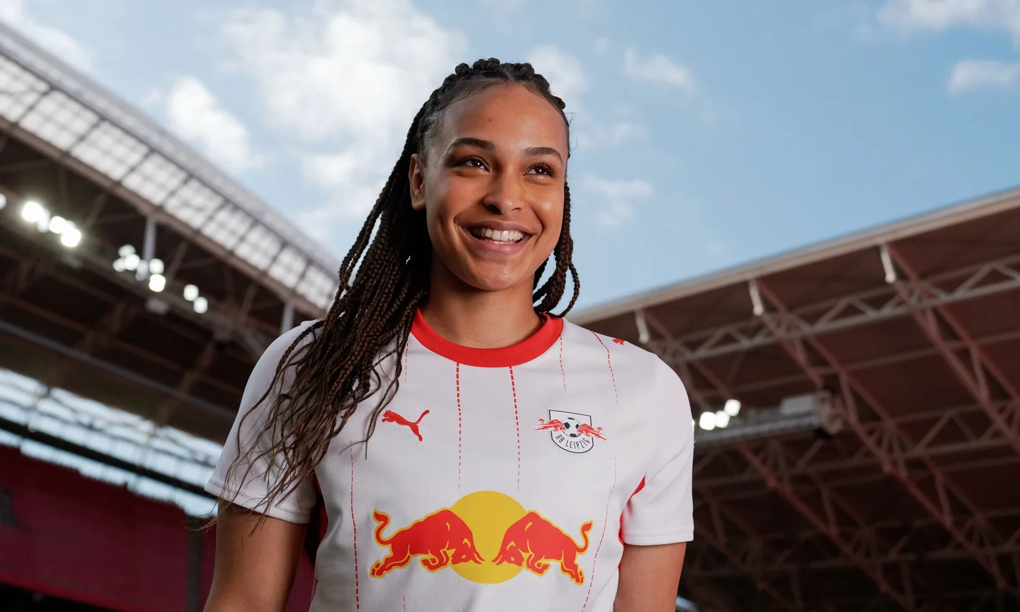 El RB Leipzig se inspira en su ciudad y su estadio en las camisetas 2026-2027