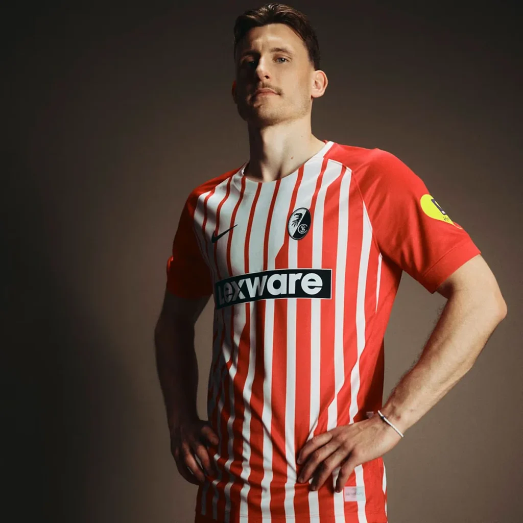 El SC Friburgo presenta sus camisetas 2026-2027 con Nike