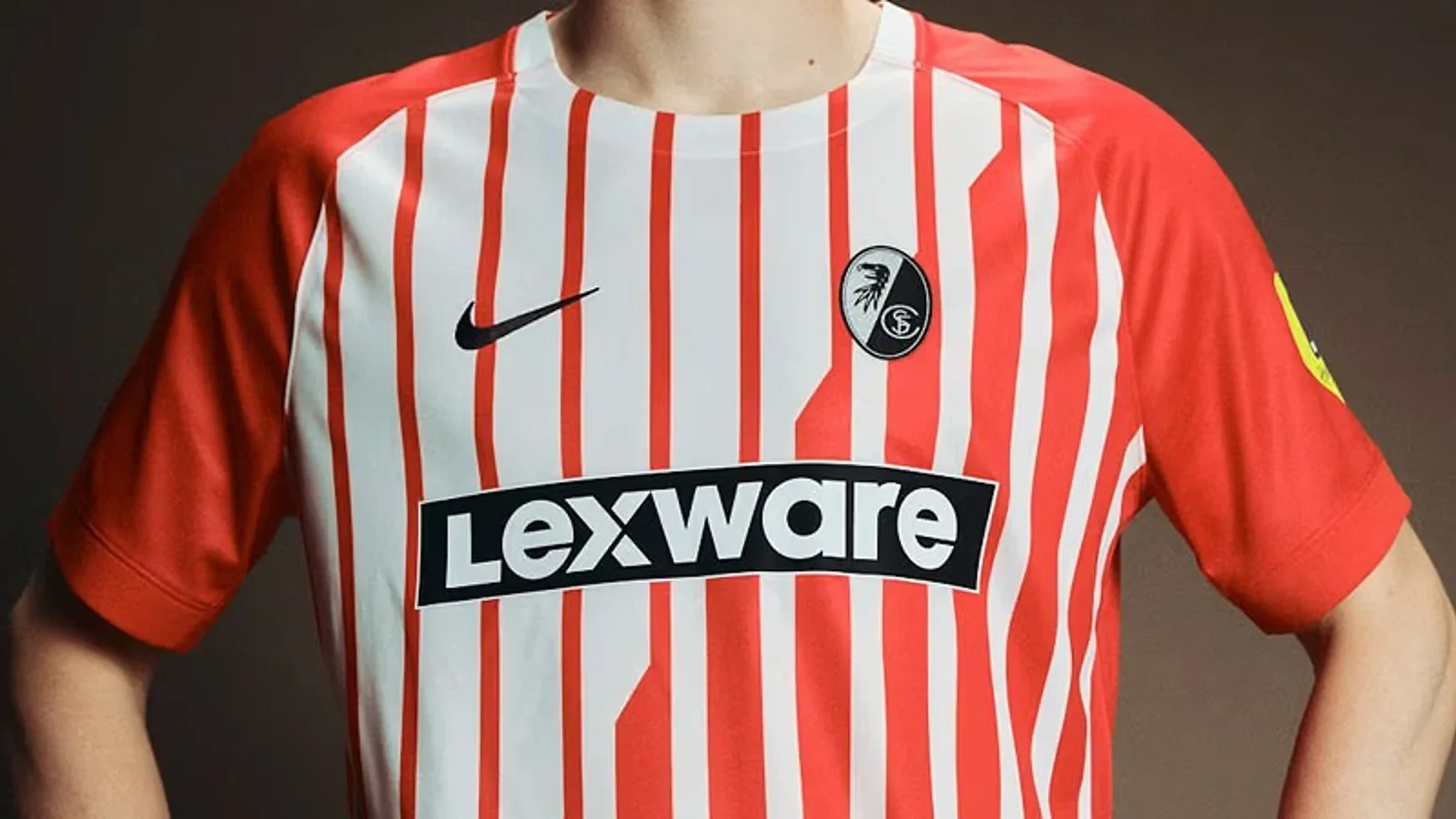 El SC Friburgo presenta sus camisetas 2026-2027 con Nike