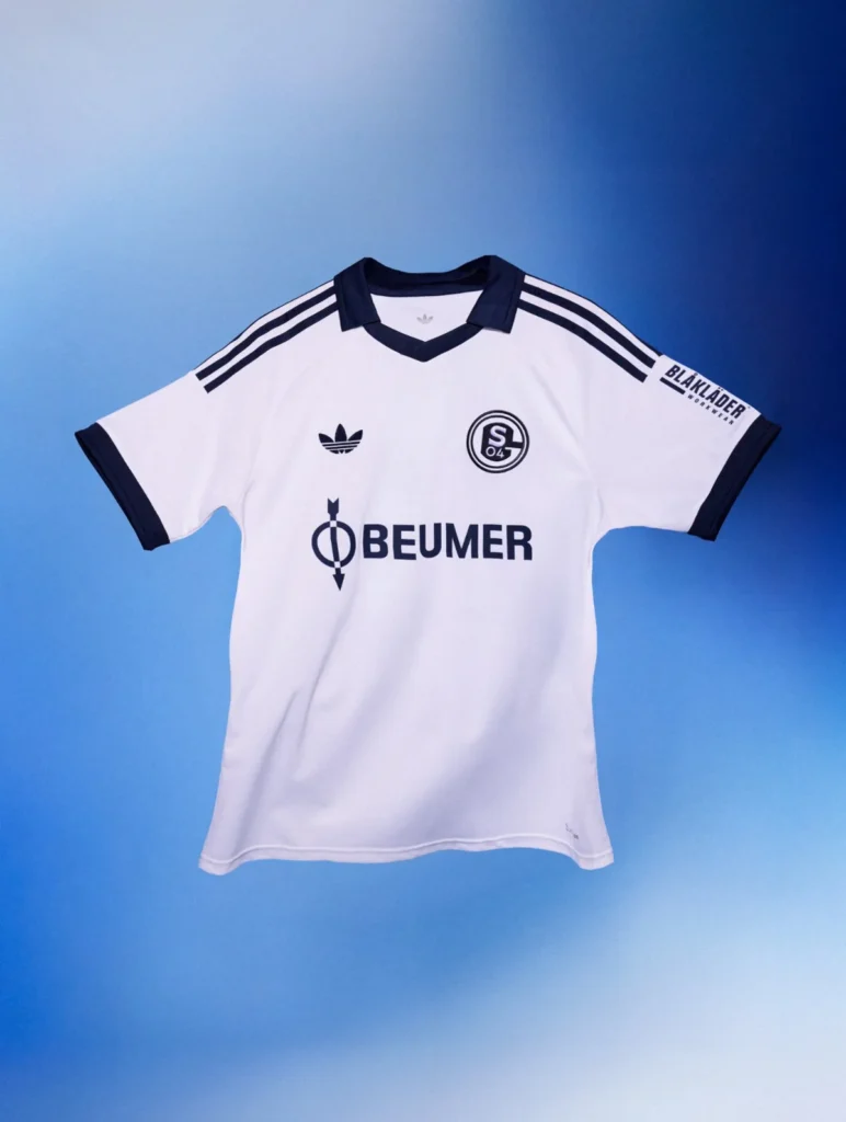 El Schalke 04 celebra los 25 años del VELTINS-Arena en sus camisetas 2026-2027