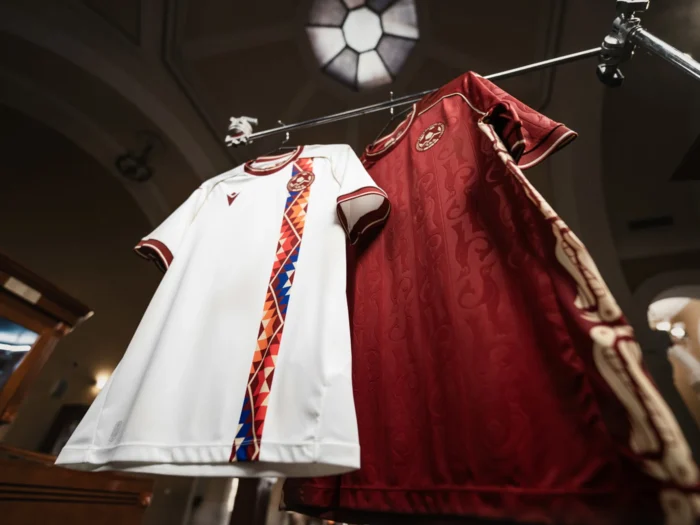 Armenia presenta sus camisetas 2026-2027 inspiradas en manuscritos centenarios