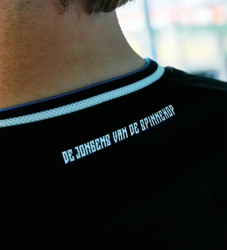 La tercera camiseta del De Graafschap 2026-2027 rinde homenaje a la Spinnekop